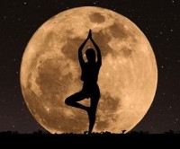 yoga lune